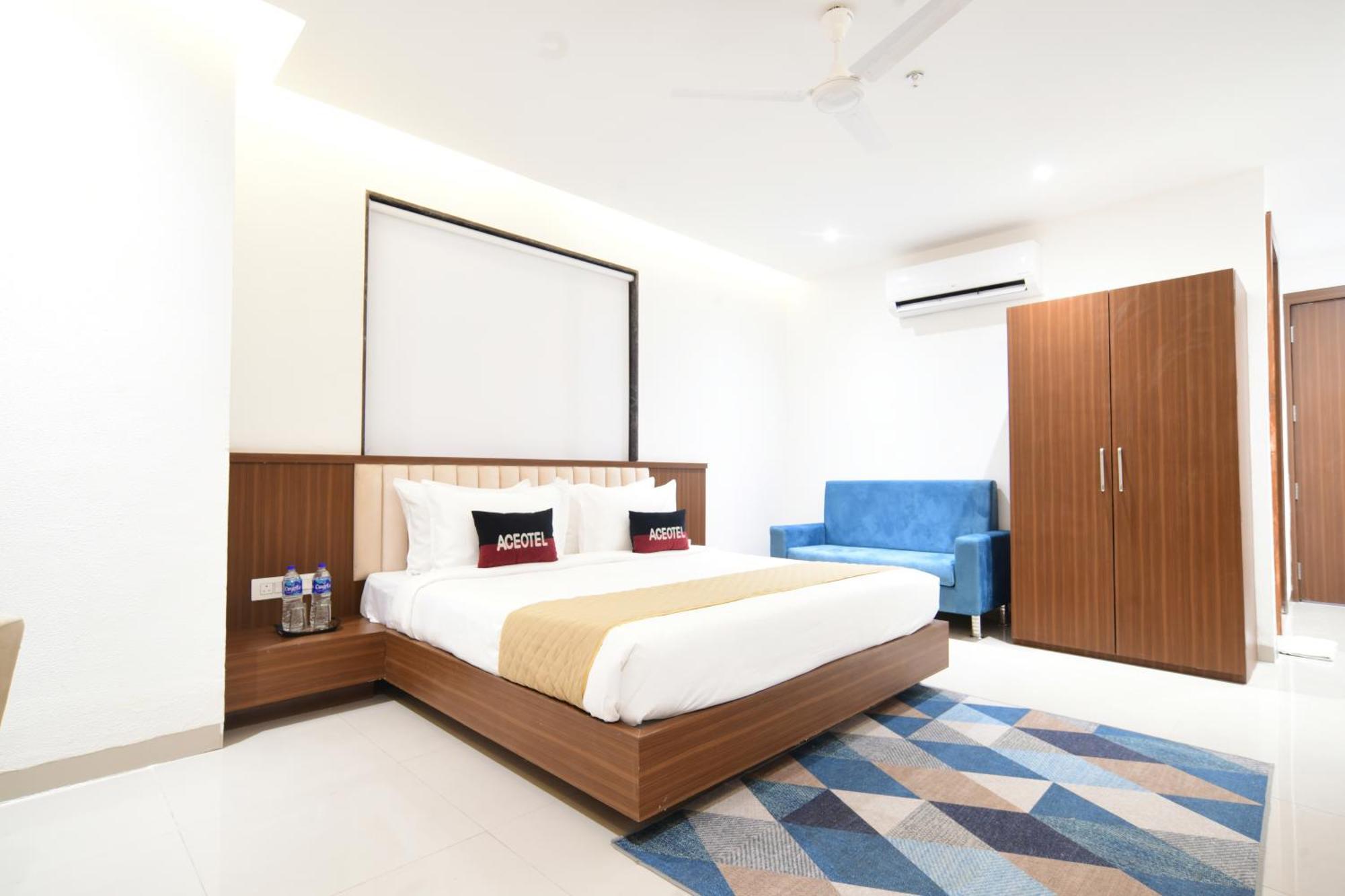 Aceotel Premier, Vijay Nagar Indore Eksteriør billede